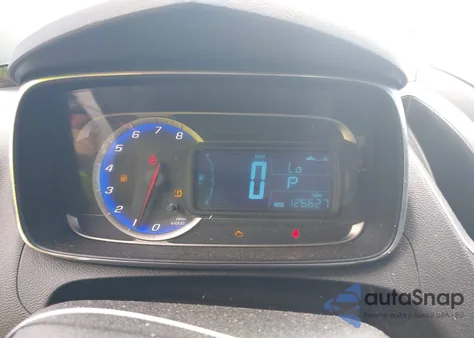 2015 Chevrolet Trax 1Fl z USA, uszkodzony, nr VIN 3GNCJKSB5FL243648